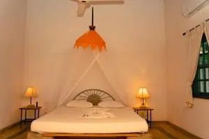 Surya Lagoon Village - Komarankatavai