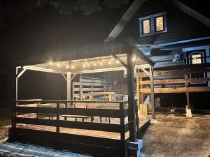 森の中の大型ログハウス最大16名可コテージLog - Kurodahara