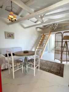 Mare Monte Small Boutique Hotel