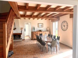 Maisons de vacances La Maison de L-Hermitage 225 m2 terrain 2300 m2 : photos des chambres
