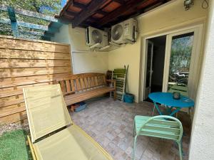 Maisons de vacances Gite renove Calanque La Vesse : photos des chambres