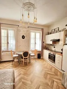 Studio Centre-Historique, à deux pas du Palais, Wifi - 阿维尼翁新城