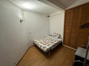 Appartements Appartement en rez-de-jardin de Villa : photos des chambres