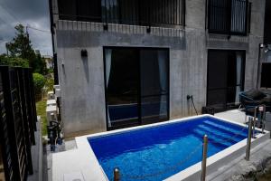 RYUKYU BREEZE 1棟貸し 天然ビーチまで徒歩30秒 プライベートプール付きVilla 北部