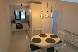 Apartament Cosmi Ari - Mehadija