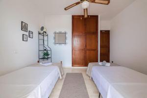 Seaside escape apartment