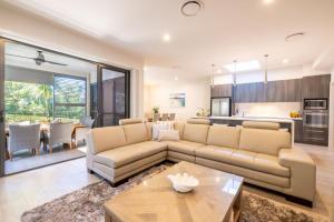 Escape to Thurlow, 5b Thurlow Ave - Ducted air con, Wifi & Pet friendly