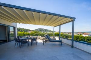 Penthouse apartment ReNikS