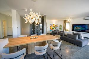 Penthouse apartment ReNikS