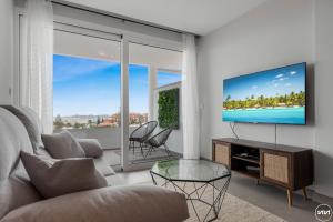 ViVi Homes - Sultana Gym, Pool, Terrace & Sea View