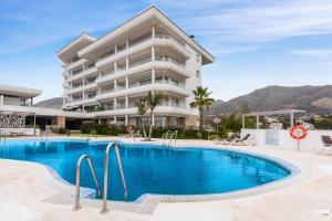 ViVi Homes - Sultana Gym, Pool, Terrace & Sea View