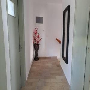 Makri square apartment