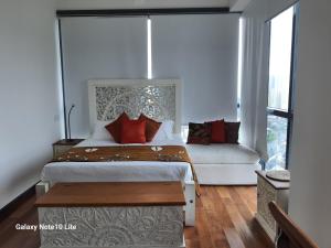 Capitol Twinpeaks Colombo 2 Sri Lanka Vacation rental - long term
