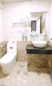 Liight house Hanoi 102