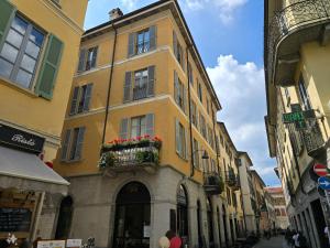 Russomanno Apartments