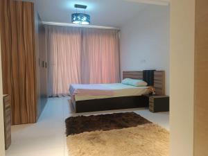 Apartment at Marrasi - Marina views