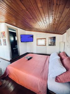 Boomers Attic Athens