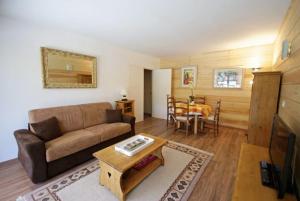 Appartements Joli T2 : photos des chambres