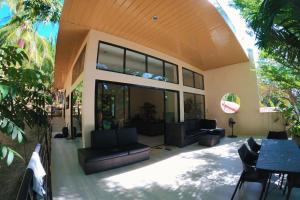 Balcon- Exclusive Private Villa in Camotes Island