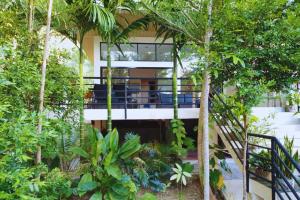 Balcon- Your Cozy Camotes Island Escape