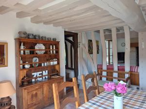 La Porterie face à labbaye