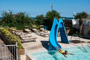 Hotel Fedora Riccione - FRONTE MARE