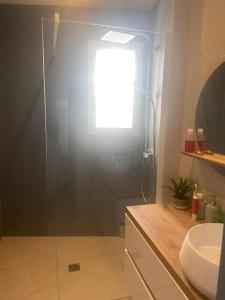 Maisons de vacances Maison pour 4, Mer et marais salants, Spa : photos des chambres