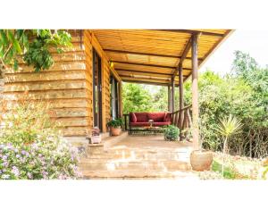 Mua Hills Getaway