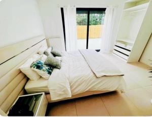 Appartements Tres belle maison lac d Enghien les bains 15 min Paris : Appartement 2 Chambres