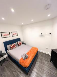 1-Bedroom Apartments in Shoreditch, Old Street, Hoxton