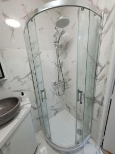 Charmant studio rénové près de La Défense