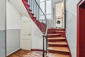 Élégant 2 Pièces avec Cour Pavée