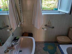 Casa descanso en familia junto a la playa y rio