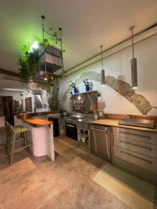 Loft Atypique - Climatisé - Hyper centre - Calme - Petite terrasse