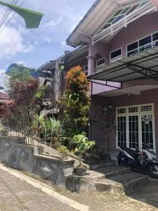 Siti's Guest House - Kalianget