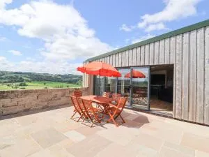 Pit Close - Hawley Bottom