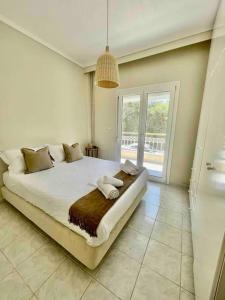 CalDi Sea View House