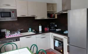 Appartements Residence Albina centre Hendaye Plage : photos des chambres