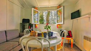 Chalets Les Ventoulines : photos des chambres