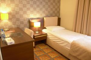 Single Room with Bathroom room in Hotel Via Baltica