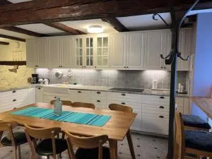 Apartment in 1700s building - Igelsta