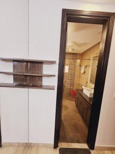 Hostmystay- 3Bhk Terrace! Gk1 M block