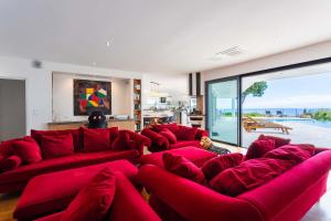 Villas VILLA ADRIANA VI4411 By Riviera Holiday Homes : photos des chambres