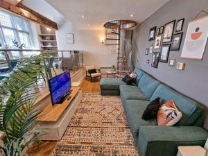 Luxury Piccadilly Duplex Flat by City SuperHost