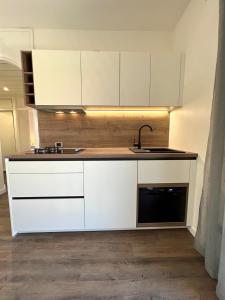 Vila Vera Seafront Apartments