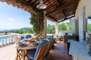 Villas VILLA HATELMA VI4404 By Riviera Holiday Homes : photos des chambres