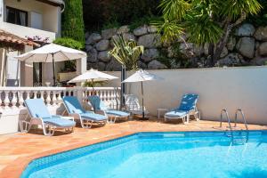 Villas VILLA HATELMA VI4404 By Riviera Holiday Homes : photos des chambres