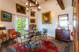 Villas VILLA HATELMA VI4404 By Riviera Holiday Homes : photos des chambres