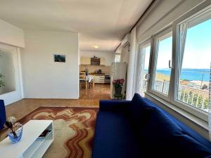 Apartments in Dramalj 43208