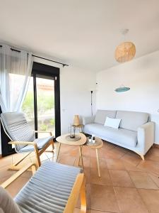 Casa Topik, Family and Surfhouse